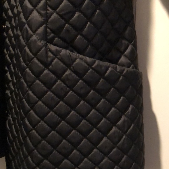 Sale! Black Quilted Jacket Sz. 4 Brooks Brothers - Picture 4 of 9